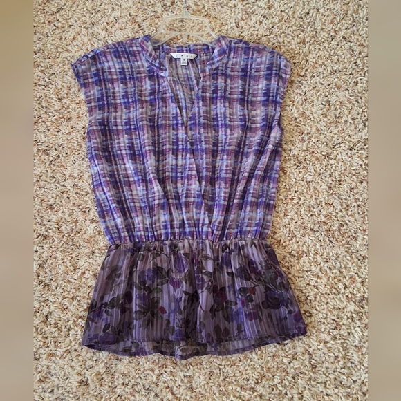 💥SALE💥Cabi, Small, Women's Floral Top - Picture 5 of 9